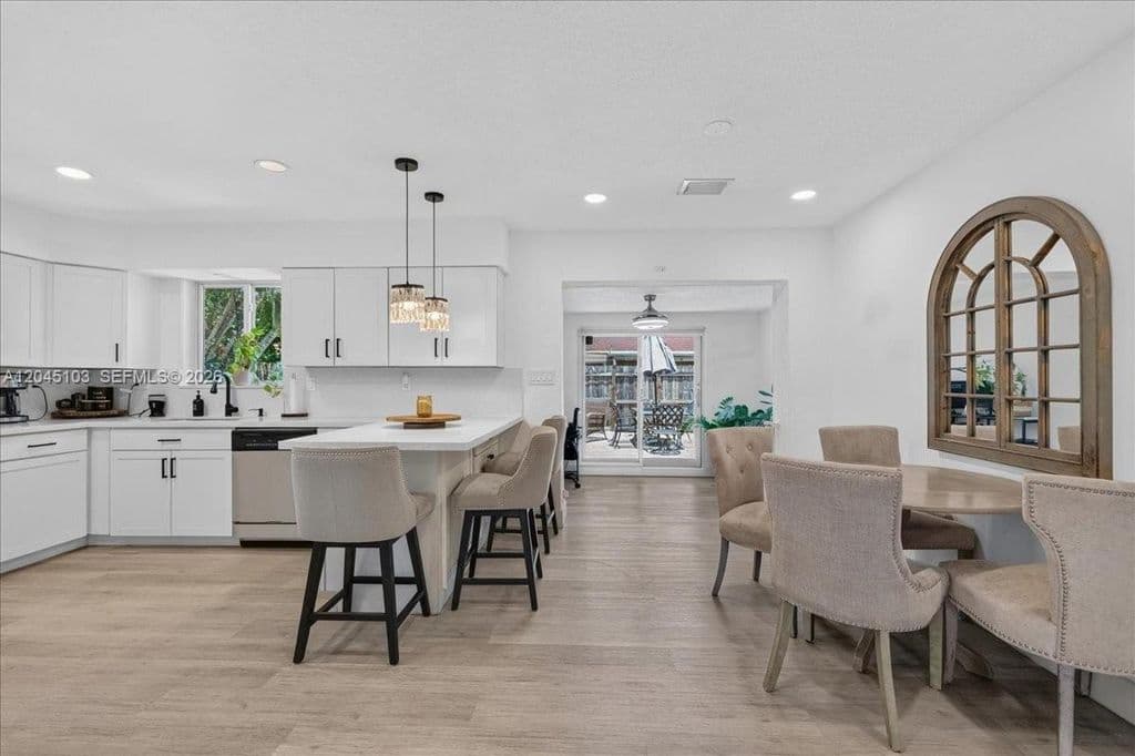 3-bedroom Single-Family Home — 1131 N 75th Ave