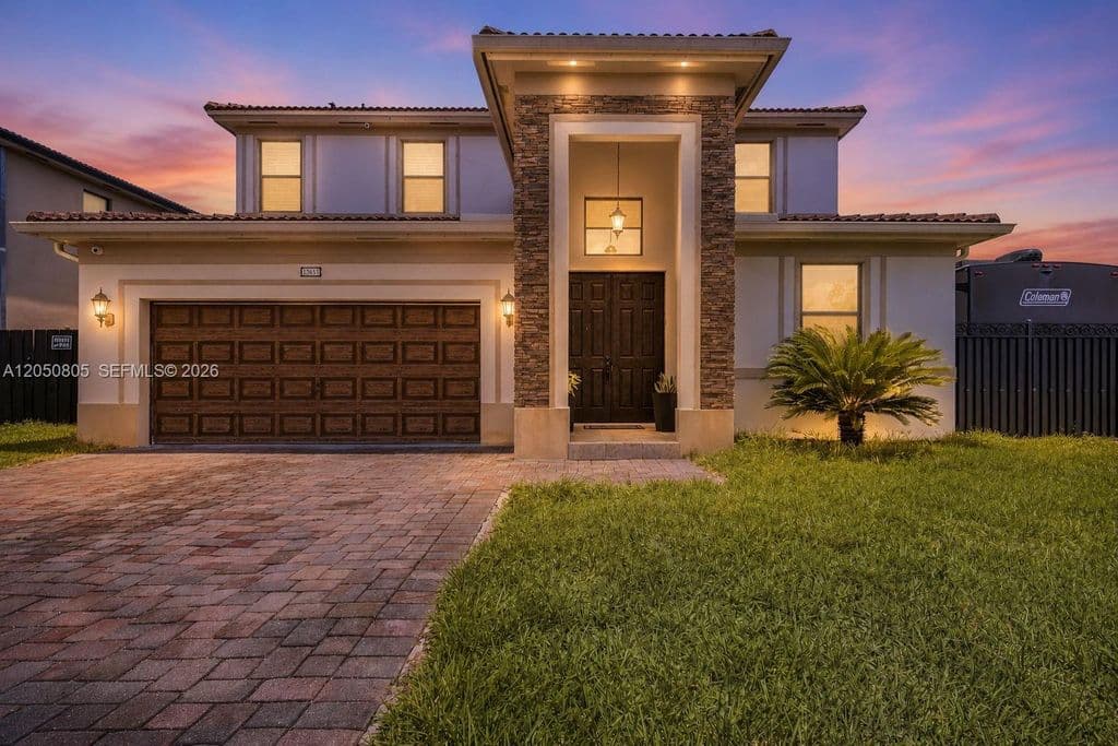 5-bedroom Single-Family Home — 13650 SW 272nd Ter