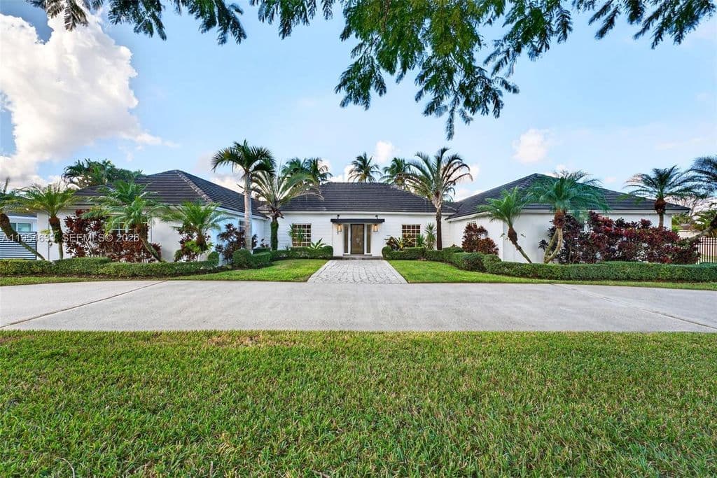 4+1 Müstakil ev — 3000 SW 130th Ave