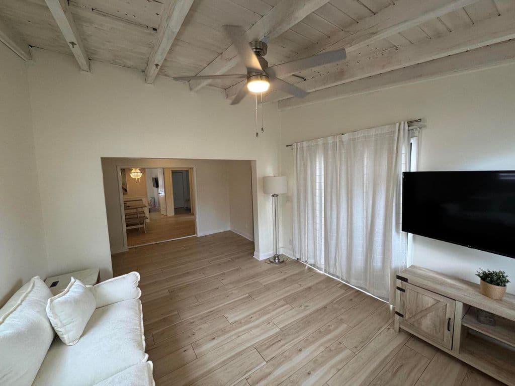3-bedroom Single-Family Home — 17 S D Street #1