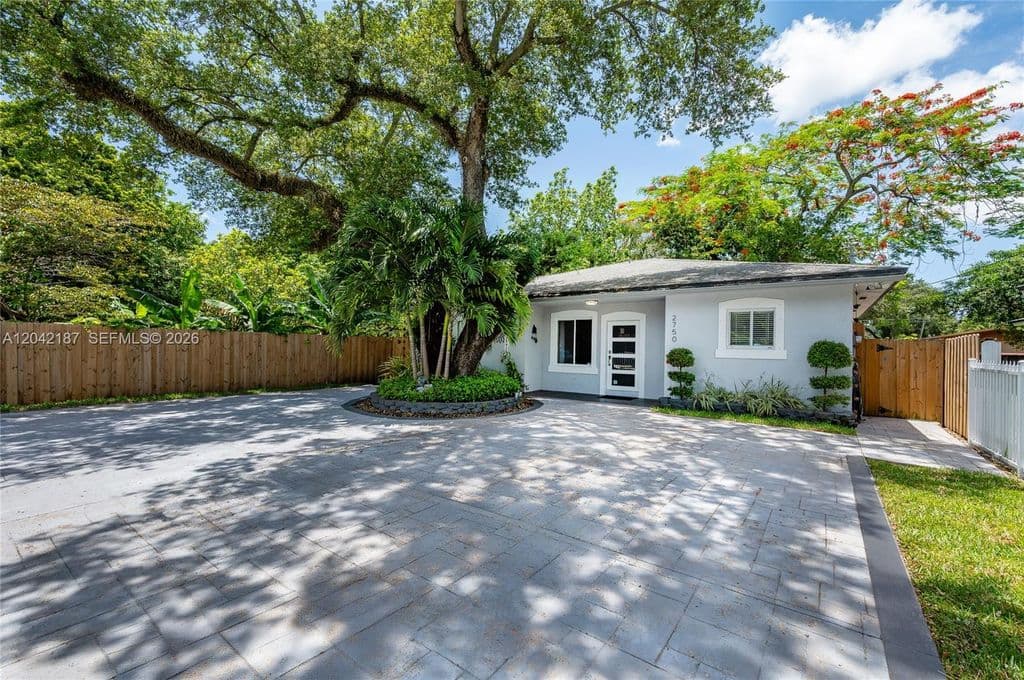3+1 Müstakil ev — 2750 NW 170th St