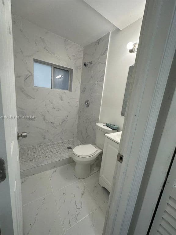3+1 Müstakil ev — 1812 NW 64th St