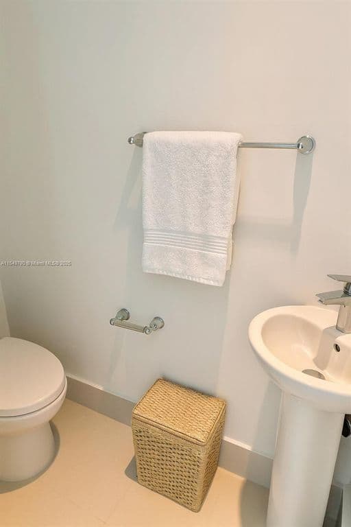 1-bedroom Condo — 501 NE 31st St Unit 3004
