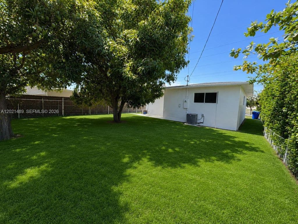 4-bedroom Single-Family Home — 840 NW 67th St