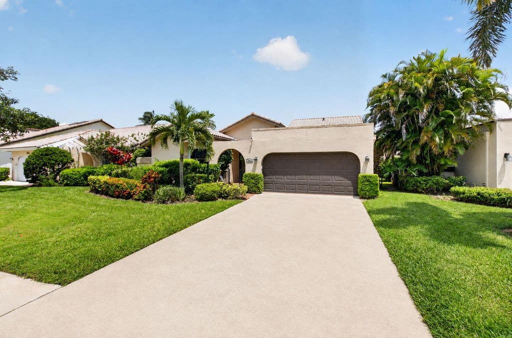 3-bedroom Single-Family Home — 7658 SOLIMAR Circle