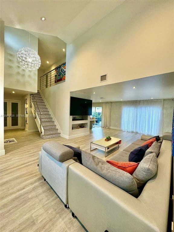 4+1 Müstakil ev — 8224 SW 163rd Ct