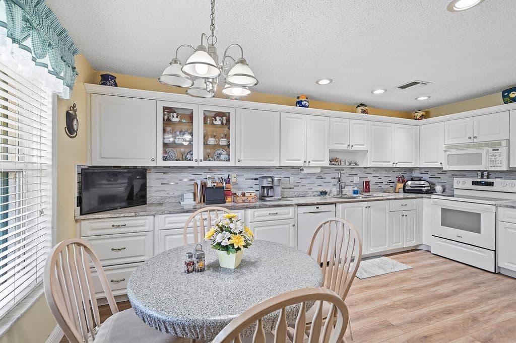 2-bedroom Condo — 1840 NW 13th Street #102