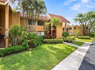 3+1 Condo — 11262 Green Lake Drive #204, Boynton Beach, 33437