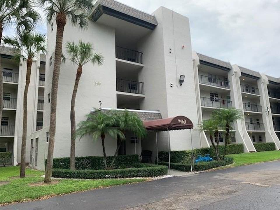 2-bedroom Condo — 9460 Poinciana Place #203