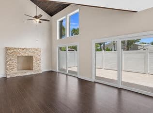 2+1 Townhouse — 3432 NE 16th Avenue, Oakland Park, 33334