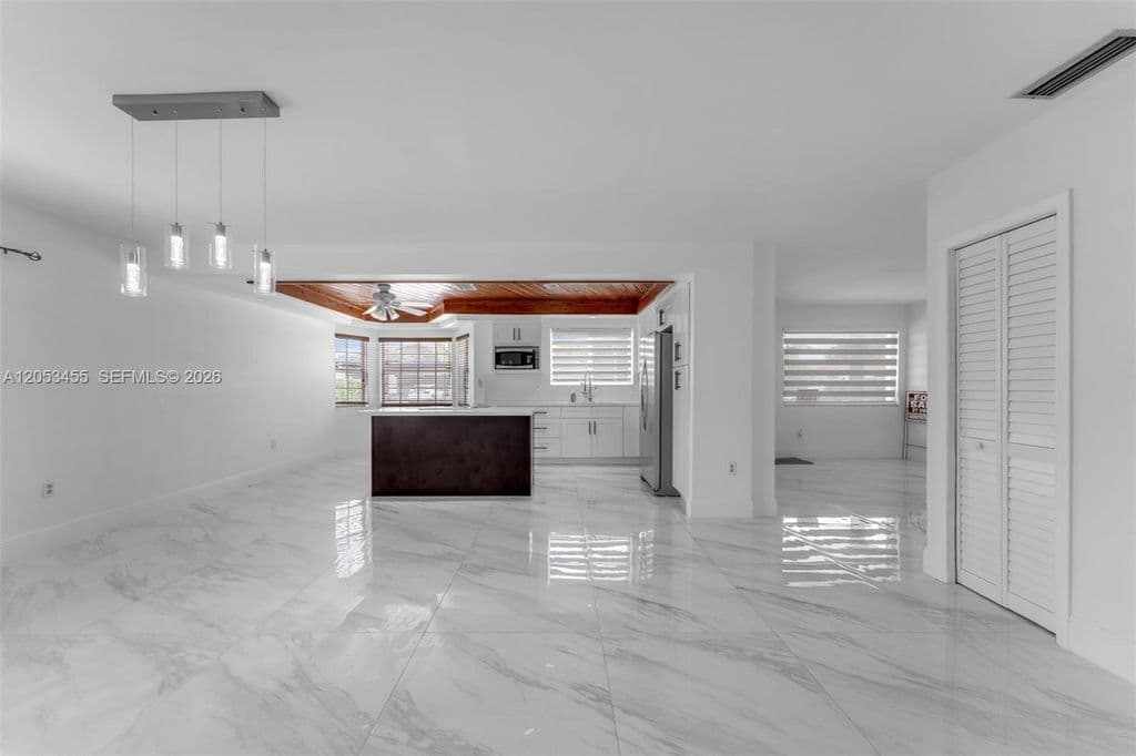 3+1 Müstakil ev — 2900 SW 98th Ave