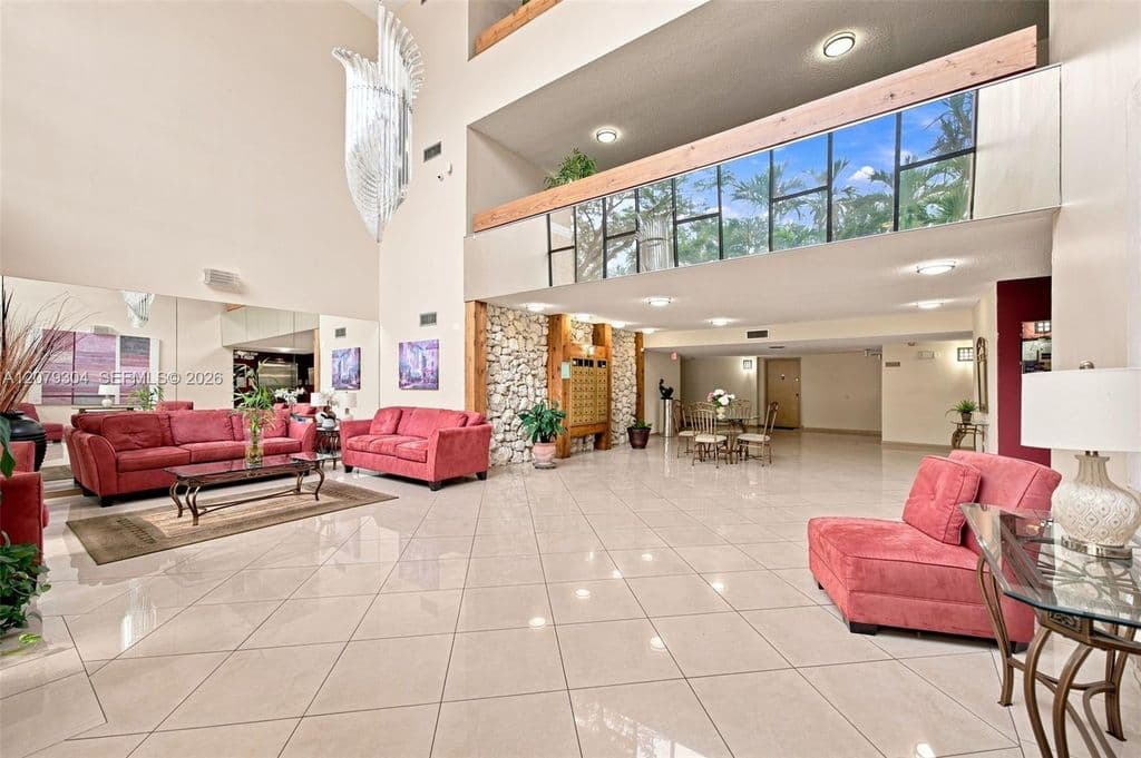 2-bedroom Condo — 16325 Golf Club Rd APT 104