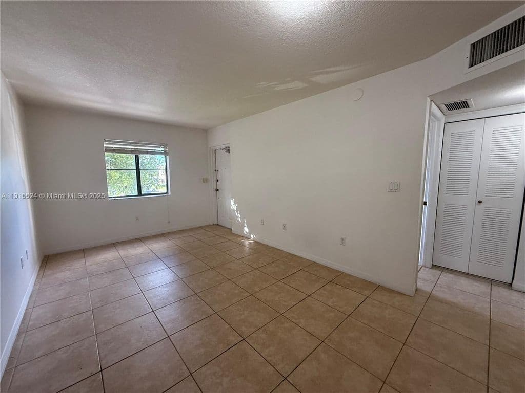 2-bedroom Condo — 22901 SW 88th Pl Unit 205