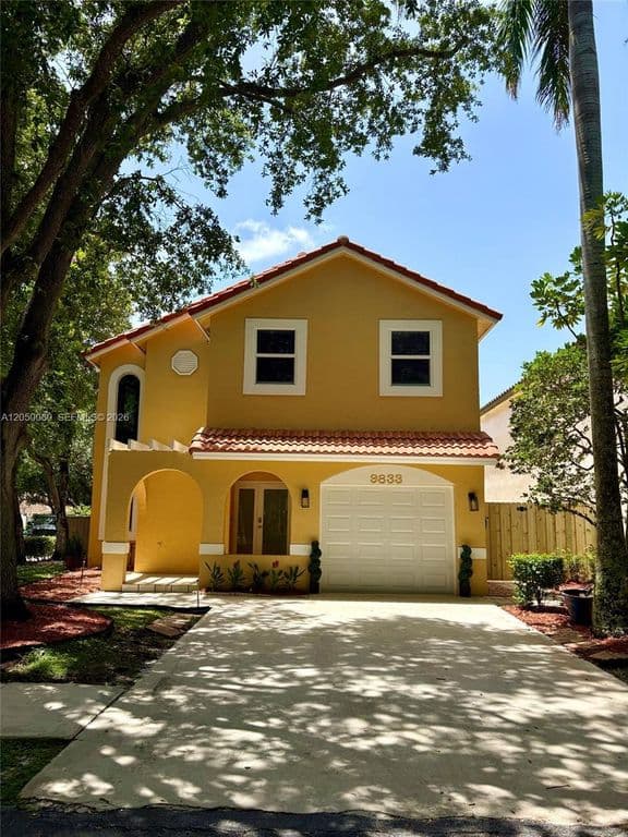 3-bedroom Single-Family Home — 9833 NW 5th Ct