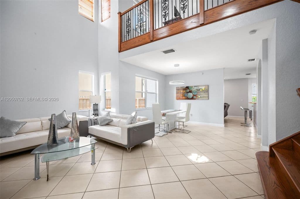 4+1 Müstakil ev — 6504 SW 166th Ct