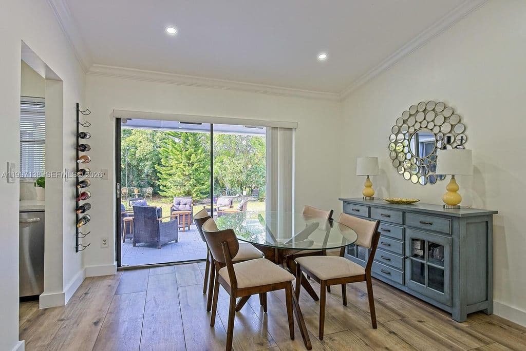 3+1 Müstakil ev — 10900 SW 124th Rd