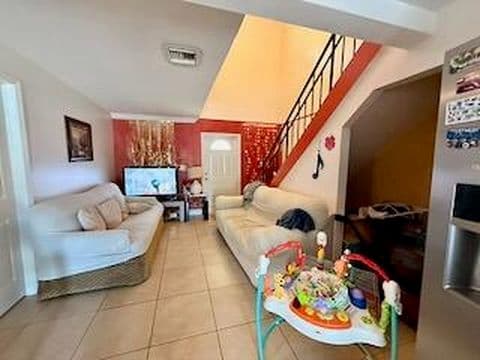 3+1 Mülk — 6238 SW 7th Street