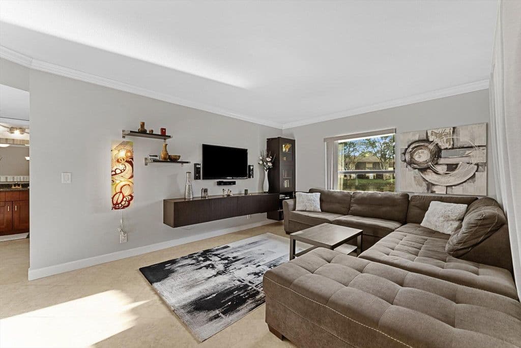 2-bedroom Condo — 2969 Carambola Circle S