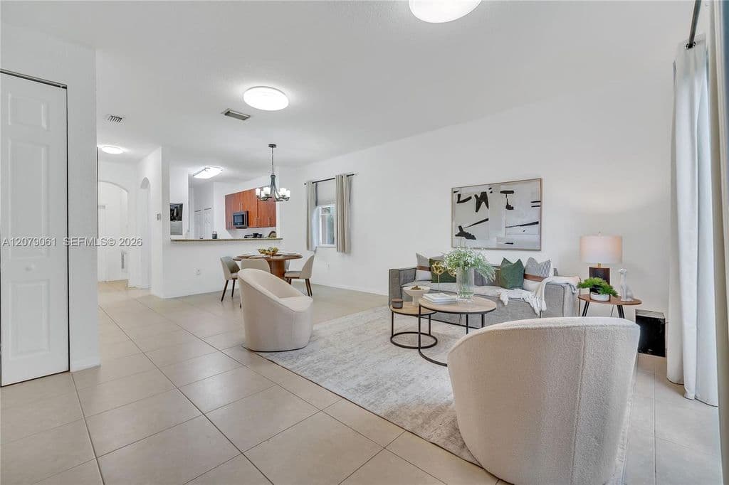 3-bedroom Property — 8999 SW 18th St #1401