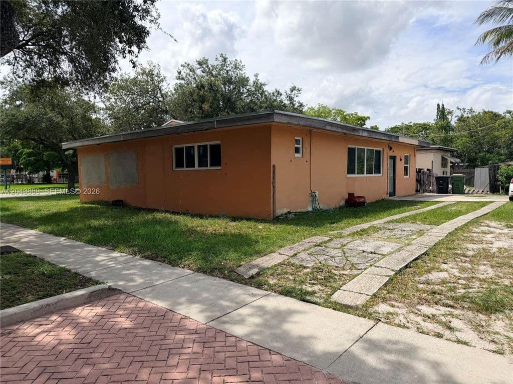 3-bedroom Single-Family Home — 13105 NW 12th Ave