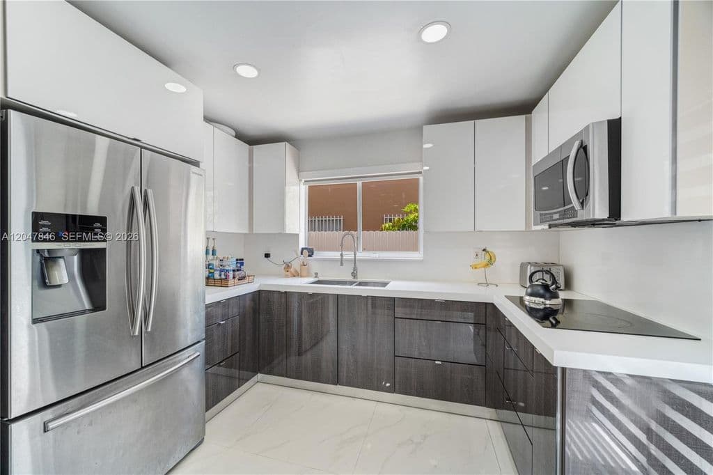 3-bedroom Single-Family Home — 8668 NW 2nd Ter