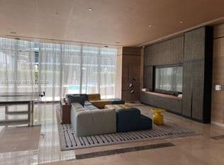 1-bedroom Condo — 55 SW 9th St Unit 4209, Miami, 33129
