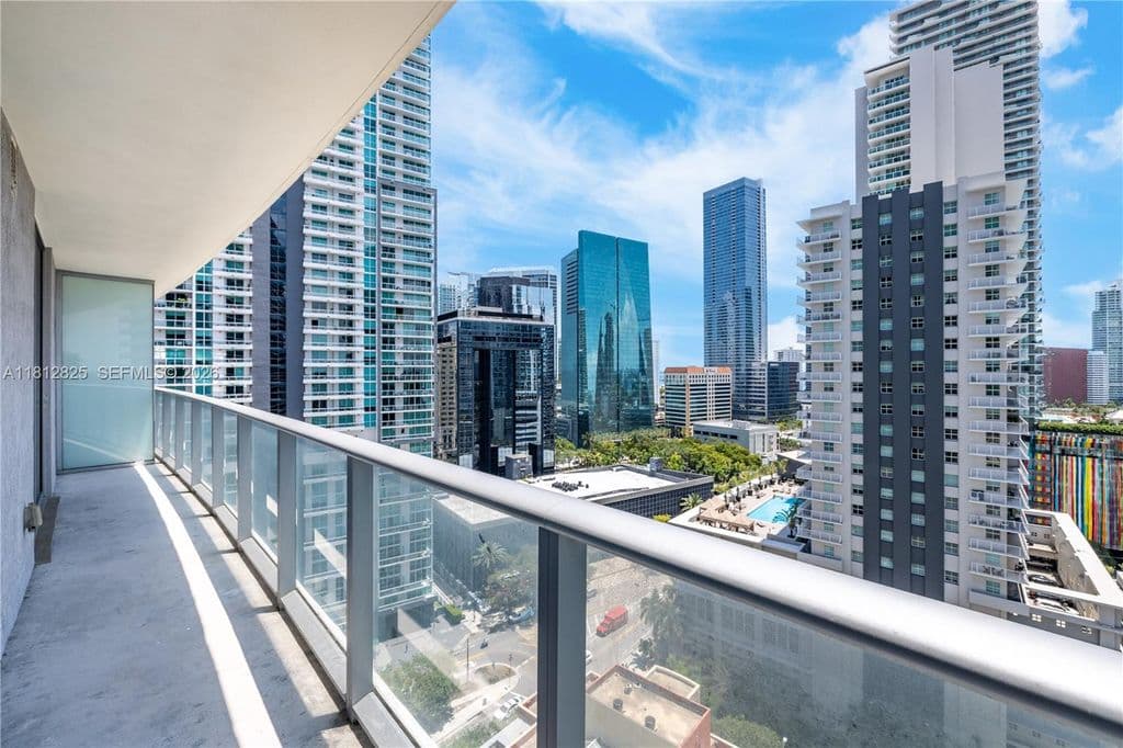 2+1 Condo — 1100 S Miami Ave APT 1704