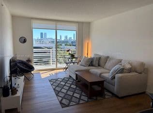 1-bedroom Condo — 18800 NE 29th Ave APT 807, Aventura, 33180
