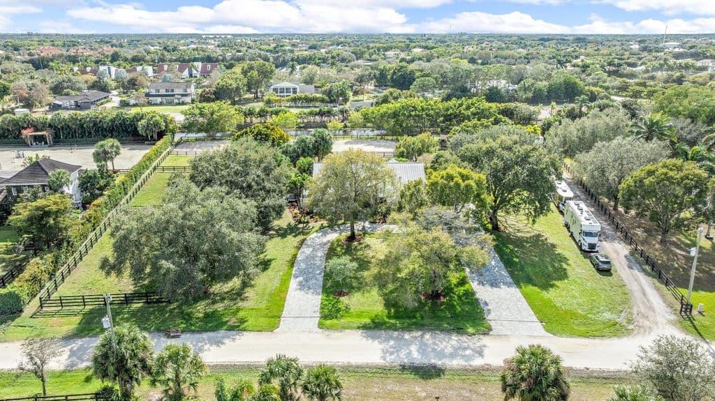 5+1 Müstakil ev — 14564 Rolling Rock Pl