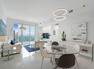 1-bedroom Condo — 950 Brickell Bay Dr APT 4600, Miami, 33131