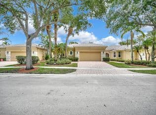 3-bedroom Single-Family Home — 2468 Bay Isle Ct, Fort Lauderdale, 33327