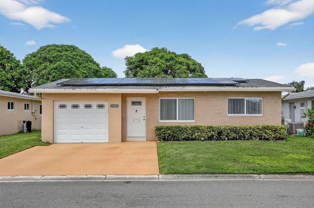 2-bedroom Single-Family Home — 6945 NW 14th Street