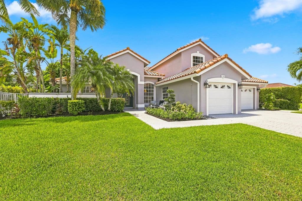 5-bedroom Single-Family Home — 20369 HACIENDA Court