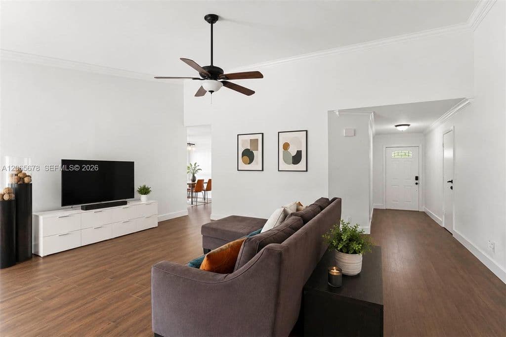 3+1 Müstakil ev — 2905 Albatross Dr