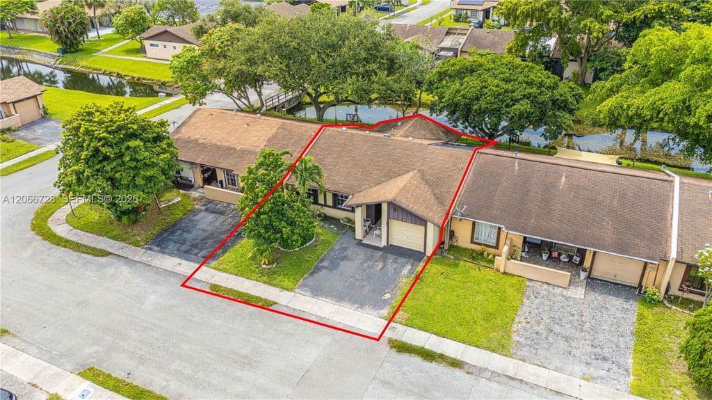 3+1 Müstakil ev — 9480 W Fern Ln