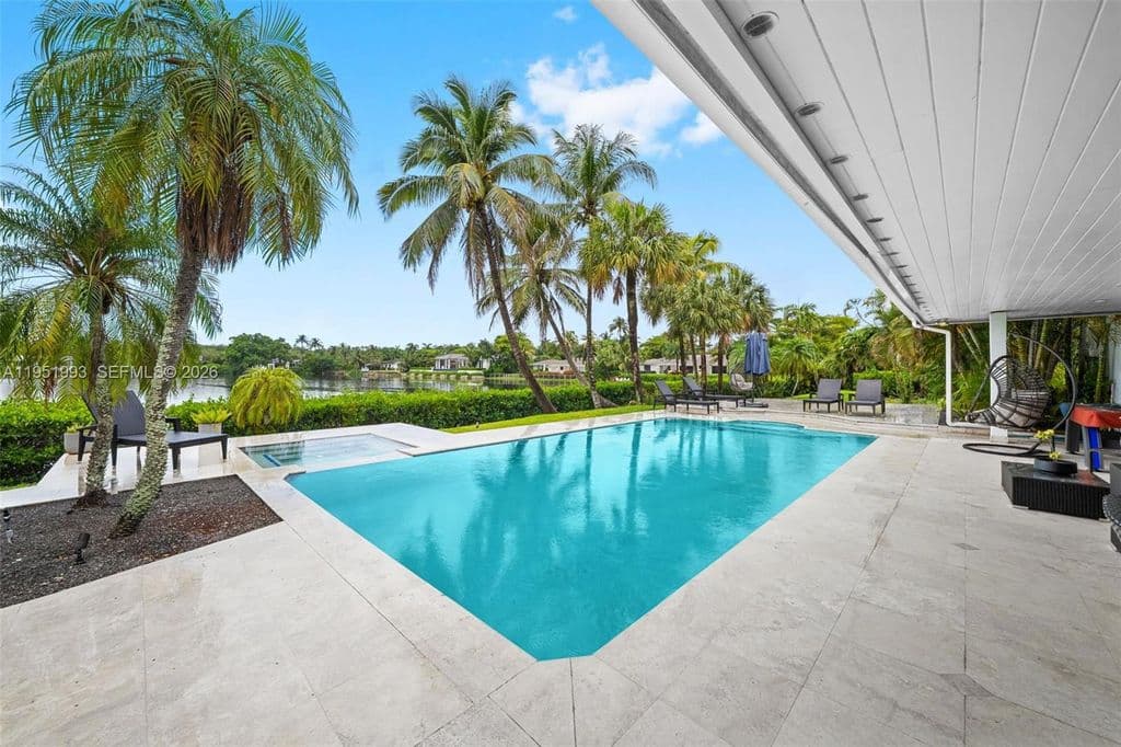 5-bedroom Single-Family Home — 415 Rovino Ave
