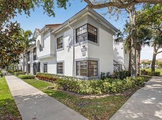 3-bedroom Condo — 5415 Verona Drive #F, Boynton Beach, 33437
