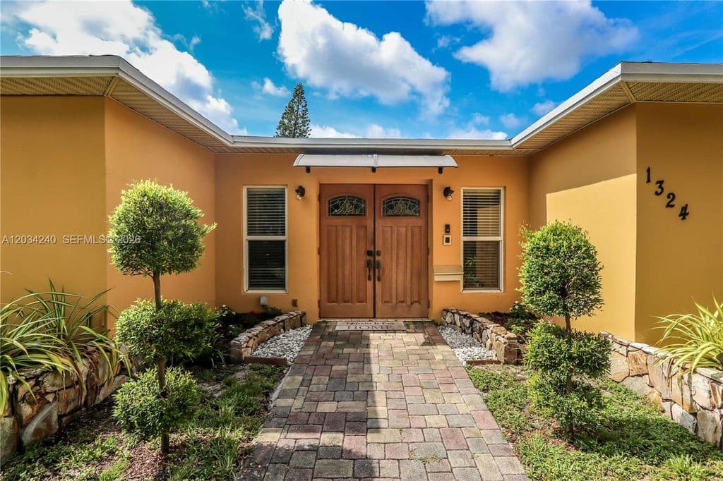 3+1 Müstakil ev — 1324 Washington St