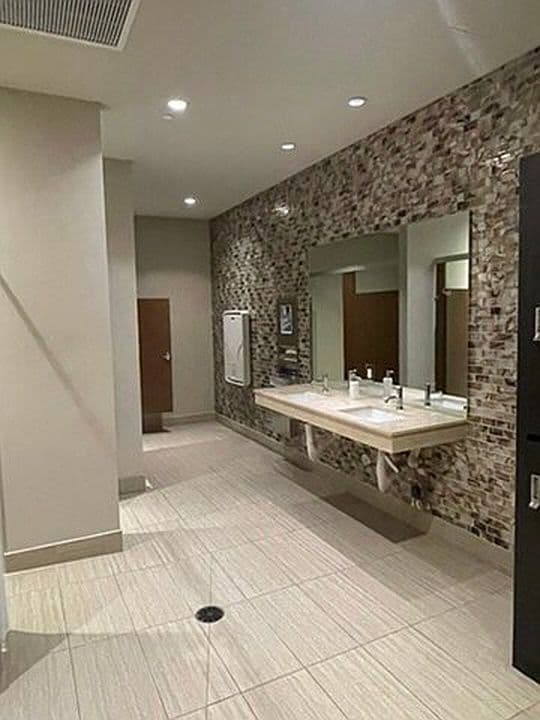 2-bedroom Condo — 5252 NW 85th Ave APT 1809