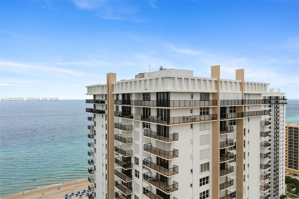 2+1 Condo — 2101 S Ocean Dr APT 2707