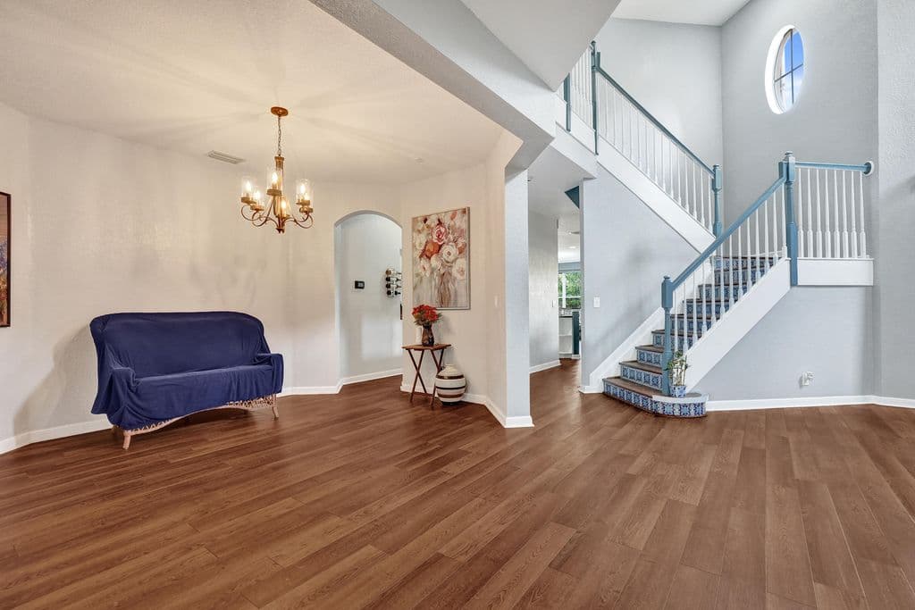 5-bedroom Single-Family Home — 6591 Traveler Road