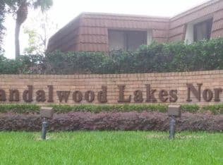 2-bedroom Townhouse — 197 Charter Way, West Palm Beach, 33407