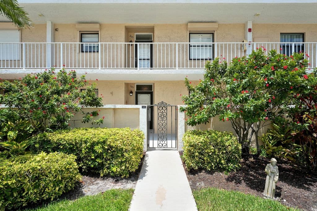 2+1 Condo — 300 N Highway A1A #105J