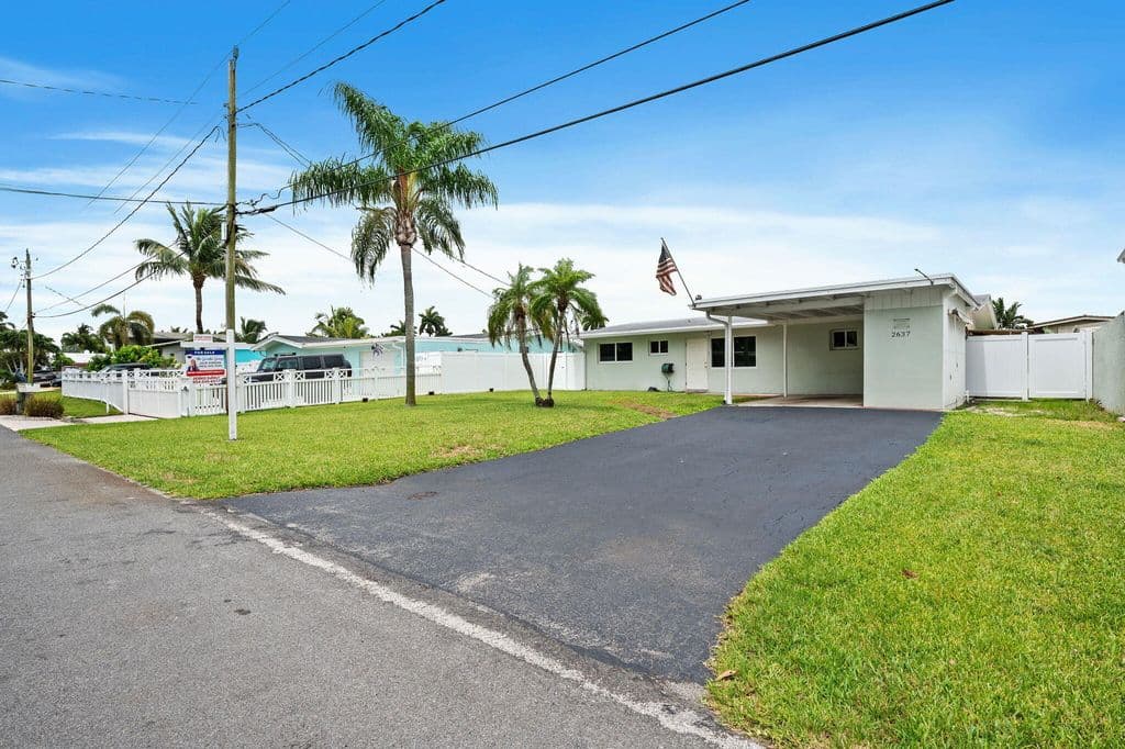 3-bedroom Single-Family Home — 2637 Marathon Lane