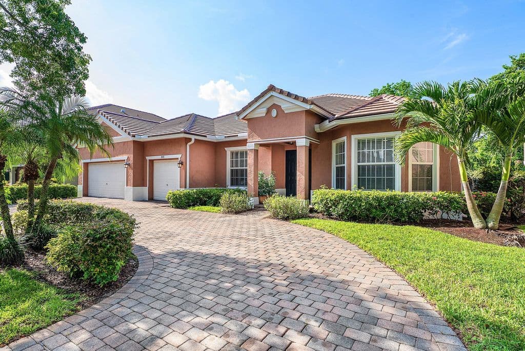 4-bedroom Single-Family Home — 9058 SEDGEWOOD Drive