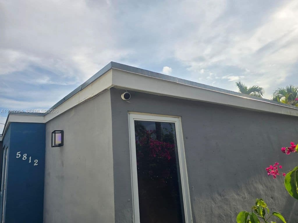 3+1 Müstakil ev — 5812 NW 20th Ct
