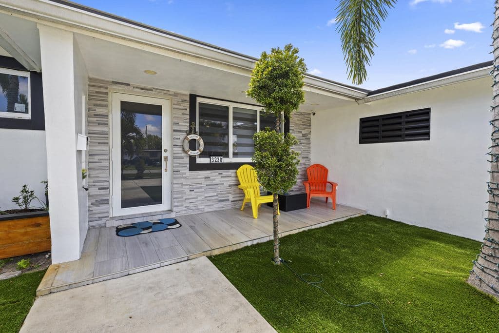 4-bedroom Single-Family Home — 3230 ROOSEVELT Street