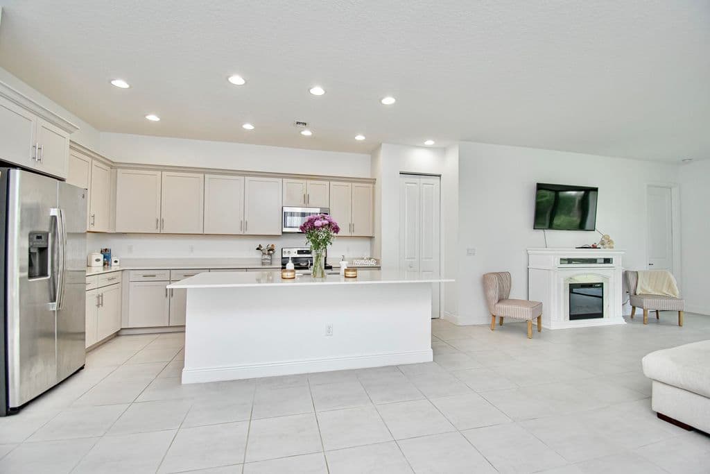 3+1 Müstakil ev — 16420 Sandy Shore Drive
