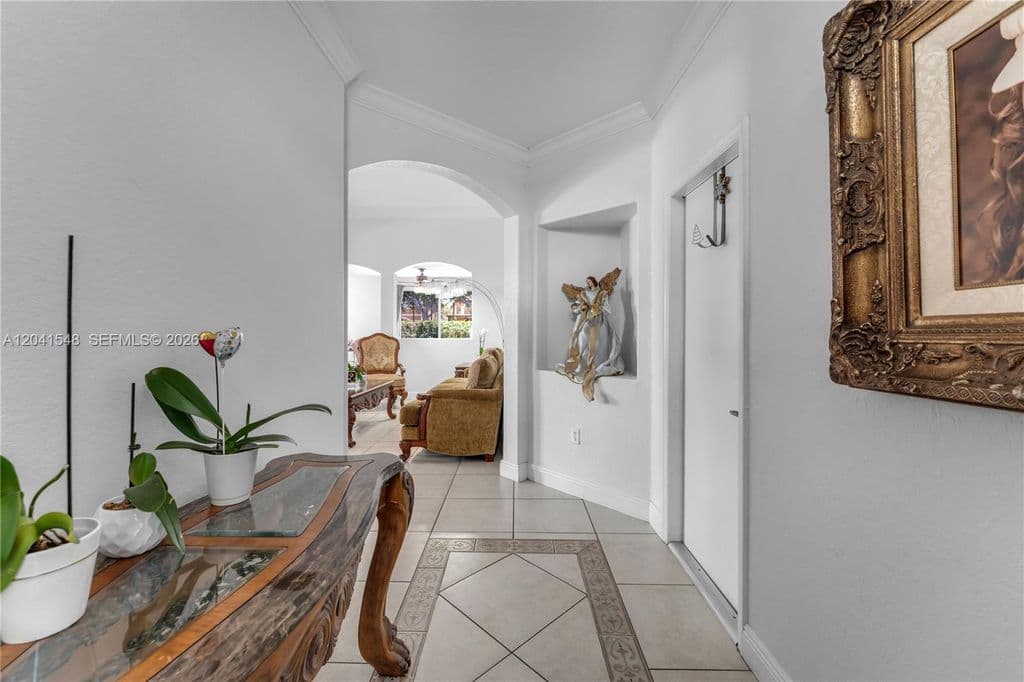 3+1 Müstakil ev — 15506 SW 25th Ter