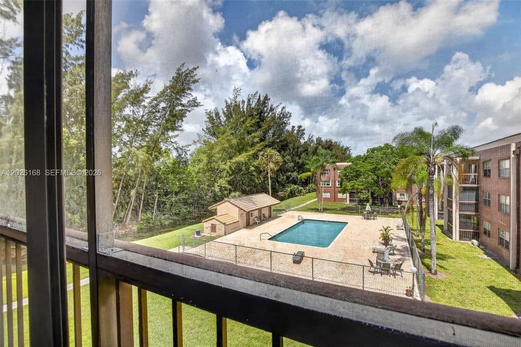 2-bedroom Condo — 7020 Nova Dr APT 308D